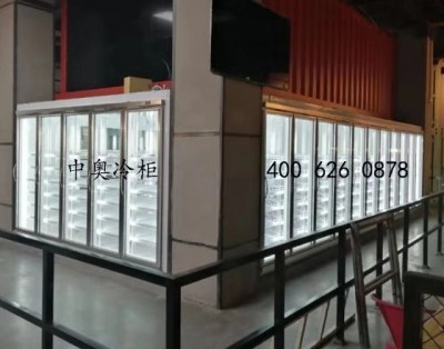 三面玻璃門轉(zhuǎn)角后補(bǔ)貨冷柜 三面玻璃門轉(zhuǎn)角后補(bǔ)貨冷柜